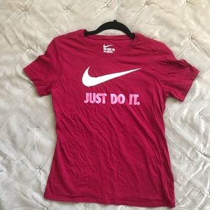 Nike Just Do it Graphic Tee